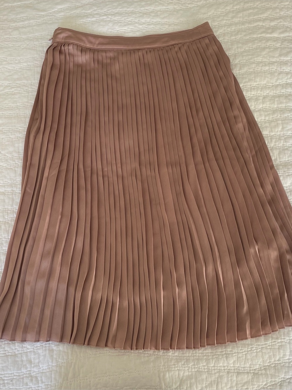 Abercrombie & Fitch Mauve Pleated Midi Skirt